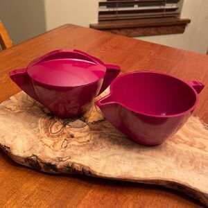 Retro Mallo-Ware Melamie Creamer & Sugar